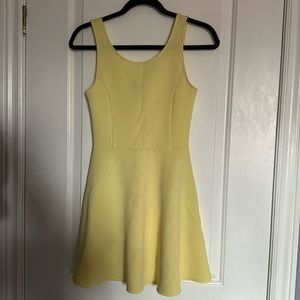 H&M mini yellow summer dress - 5 for $25 for items marked with ⭐️